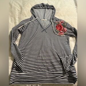 Women’s striped long sleeve hooded Large